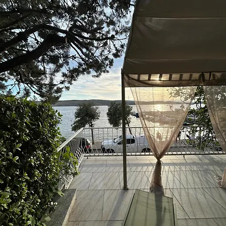 Apartment Sea Garden Jadranovo